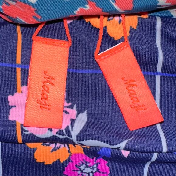 Maaji More Compassion Patricia Long Line Triangle Top + Bianca Bottom Size Large - Picture 3 of 16